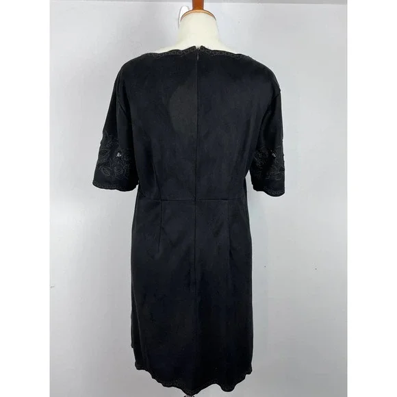 Bar III Black Embroidered Faux Suede Mini Shift Dress Size Large - Picture 8 of 13